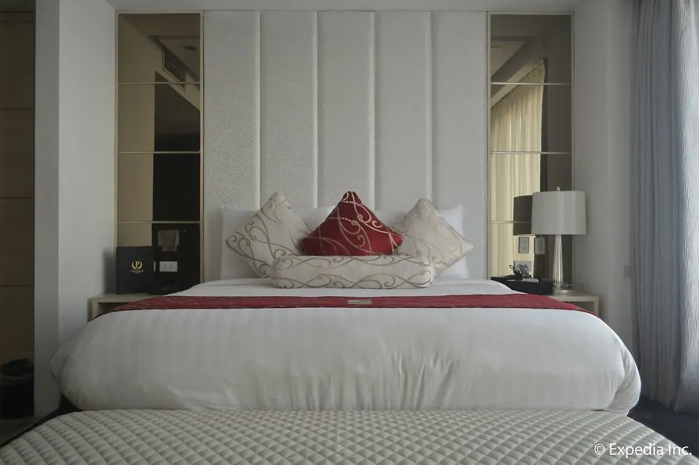 The Penthouse Hotel And Residences Angeles